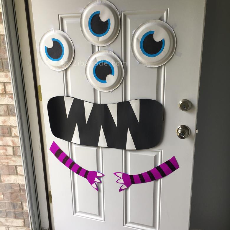 تم تولد هیولاها - Monsters